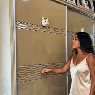 🧥 Turn unused wardrobe space into extra storage!